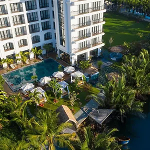 shining-riverside-hotel-spa.hotelsofhoian.com/
