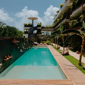 https://xamira-tulum-luxury-condo.allrivieramayahotels.com